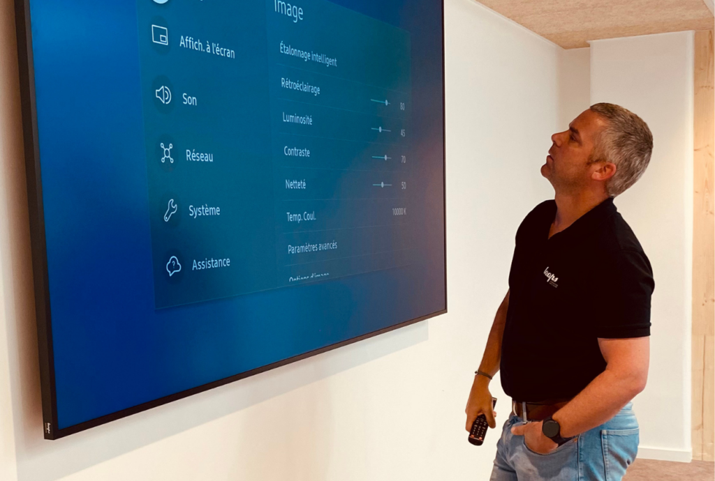 Formation affichage dynamique Loops Saint Brieuc Bretagne audiovisuel